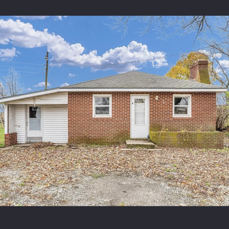 1957 County Road 3000 North - B