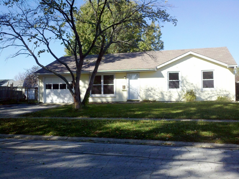 2308 E. Vermont Ave.